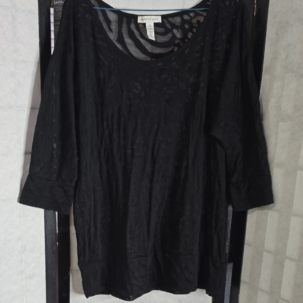 Women's Black Top